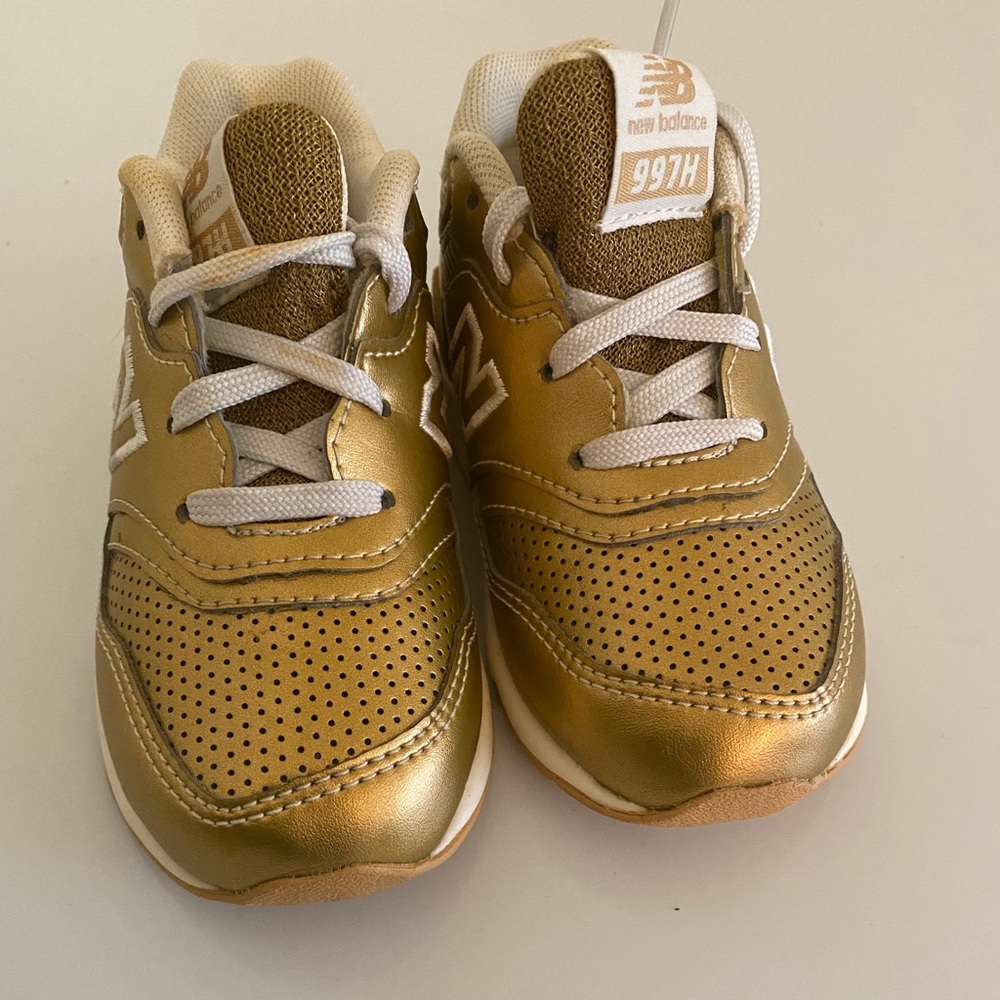 New Balance Big Kids 997H Sneaker Classic Gold